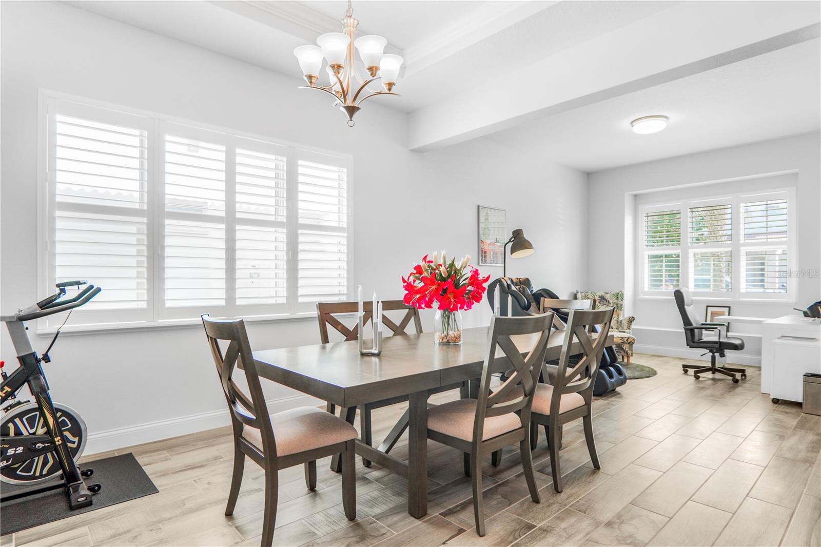 Image 7 of 77 For 10751 Royal Cypress Way