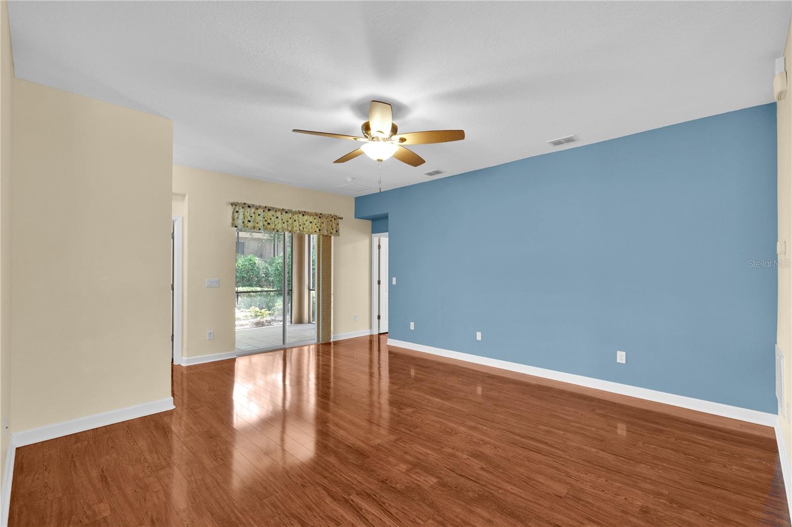 Image 4 of 31 For 3677 Serena Lane