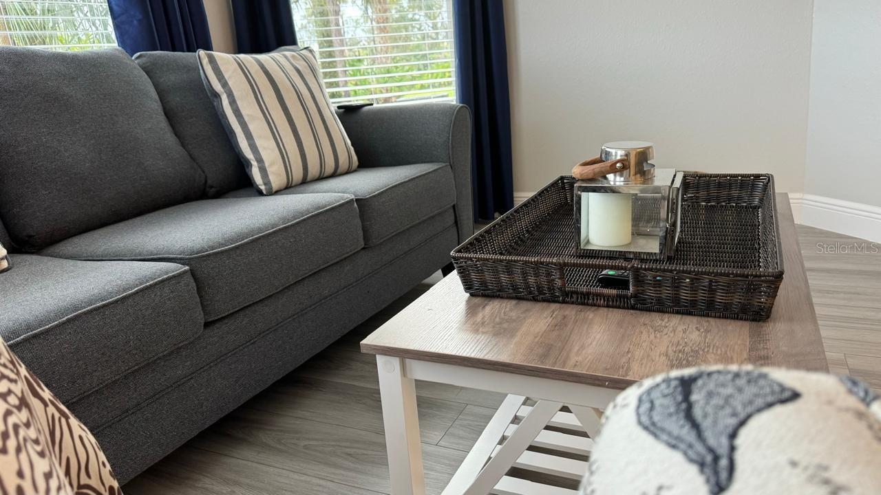 Image 10 of 22 For 6324 Parc Corniche Drive