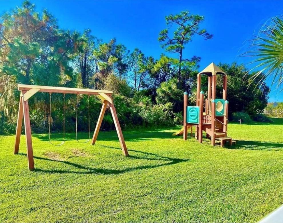 Image 19 of 22 For 6324 Parc Corniche Drive