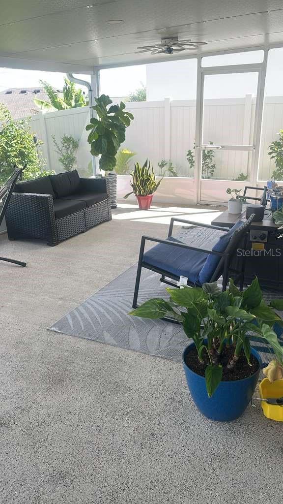 Image 15 of 16 For 815 Ofanto Way