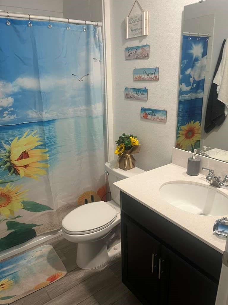 Image 4 of 14 For 815 Ofanto Way
