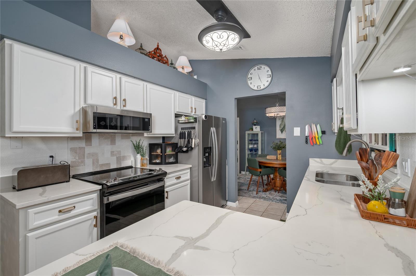 Image 4 of 31 For 22 Rosedown Boulevard