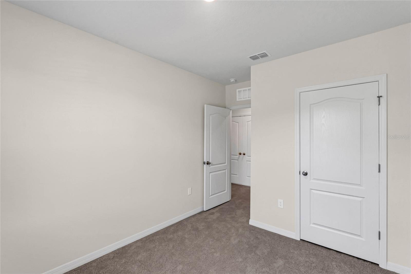 Image 18 of 21 For 2340 Penguin Boulevard