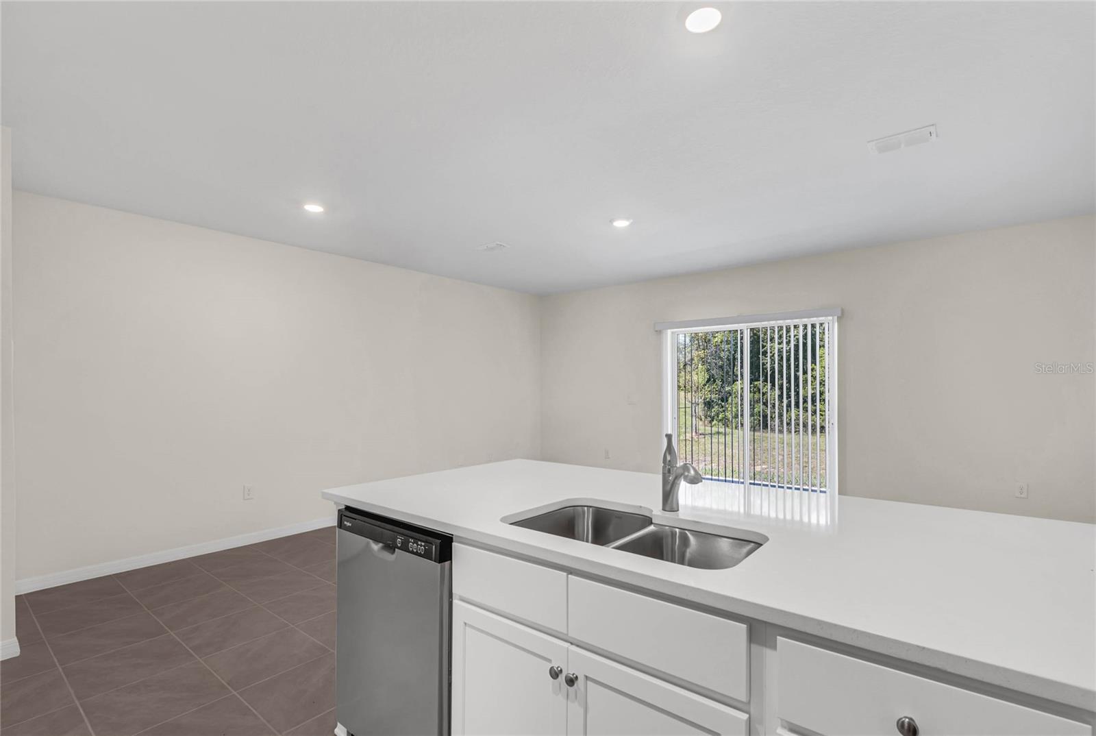 Image 5 of 21 For 2340 Penguin Boulevard