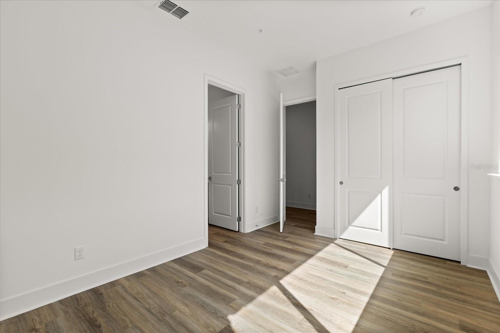 Image 13 of 26 For 56 Harding Street B