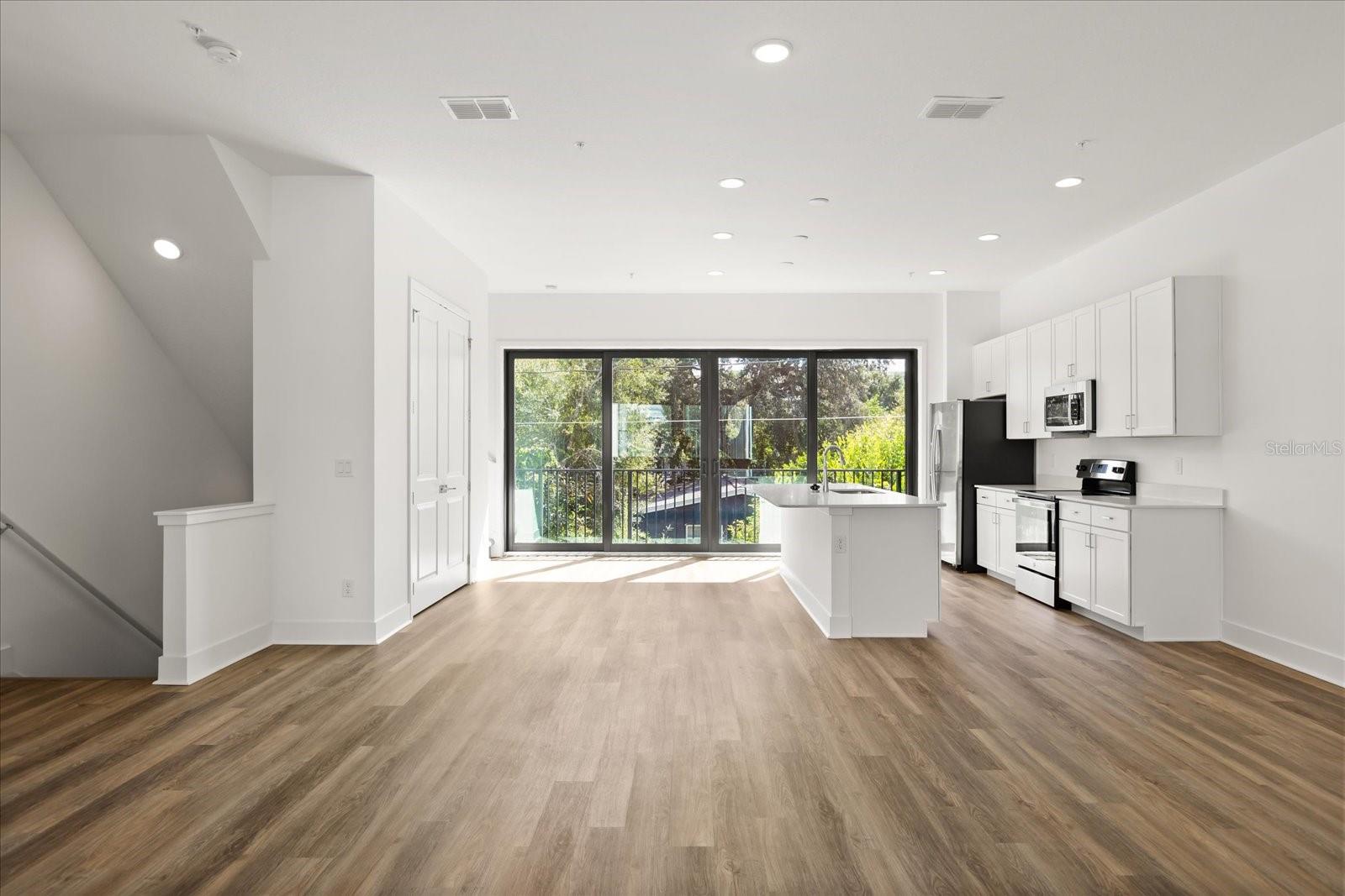 Image 6 of 26 For 56 Harding Street B