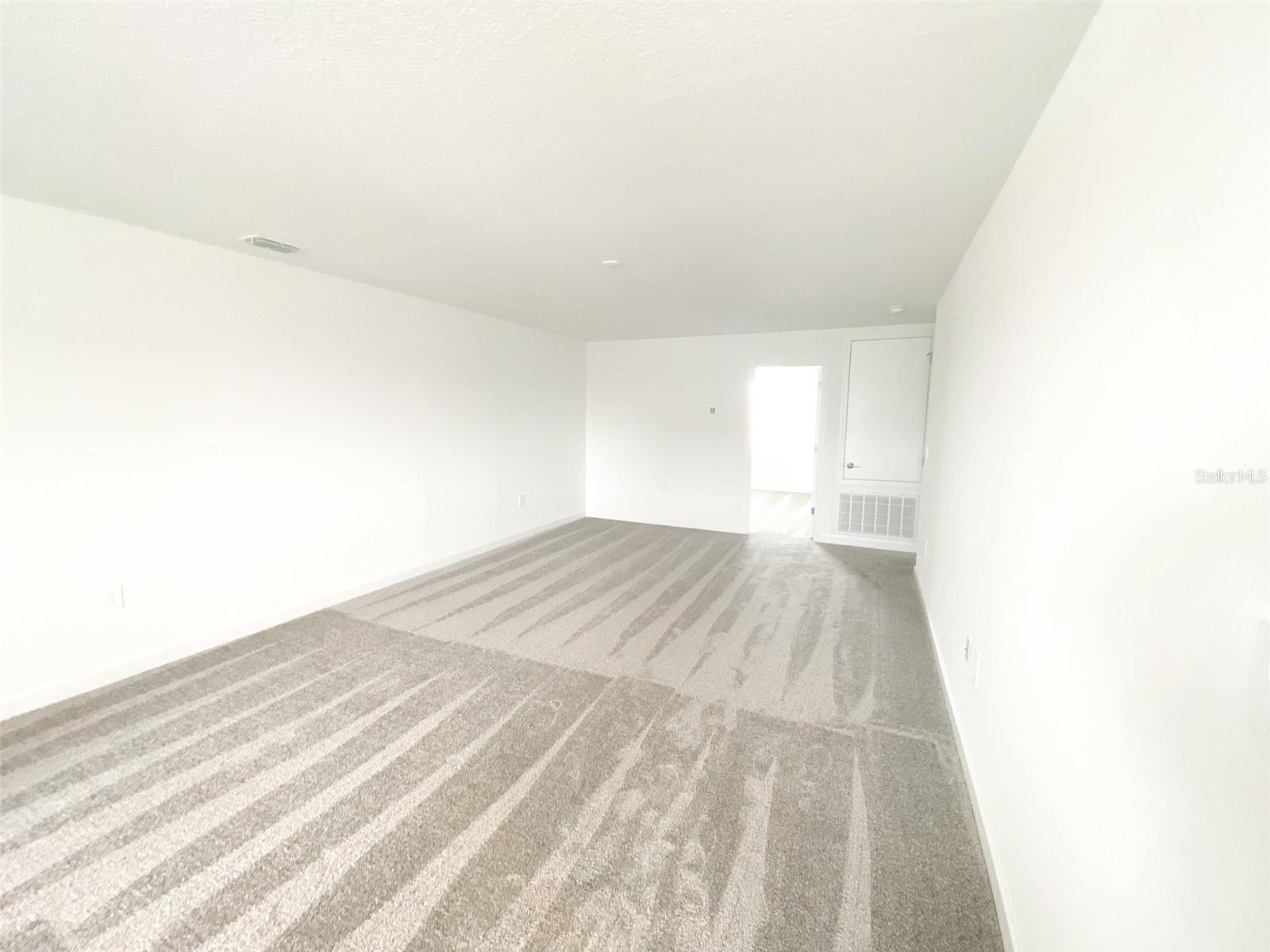 Image 16 of 39 For 4939 Chase Court