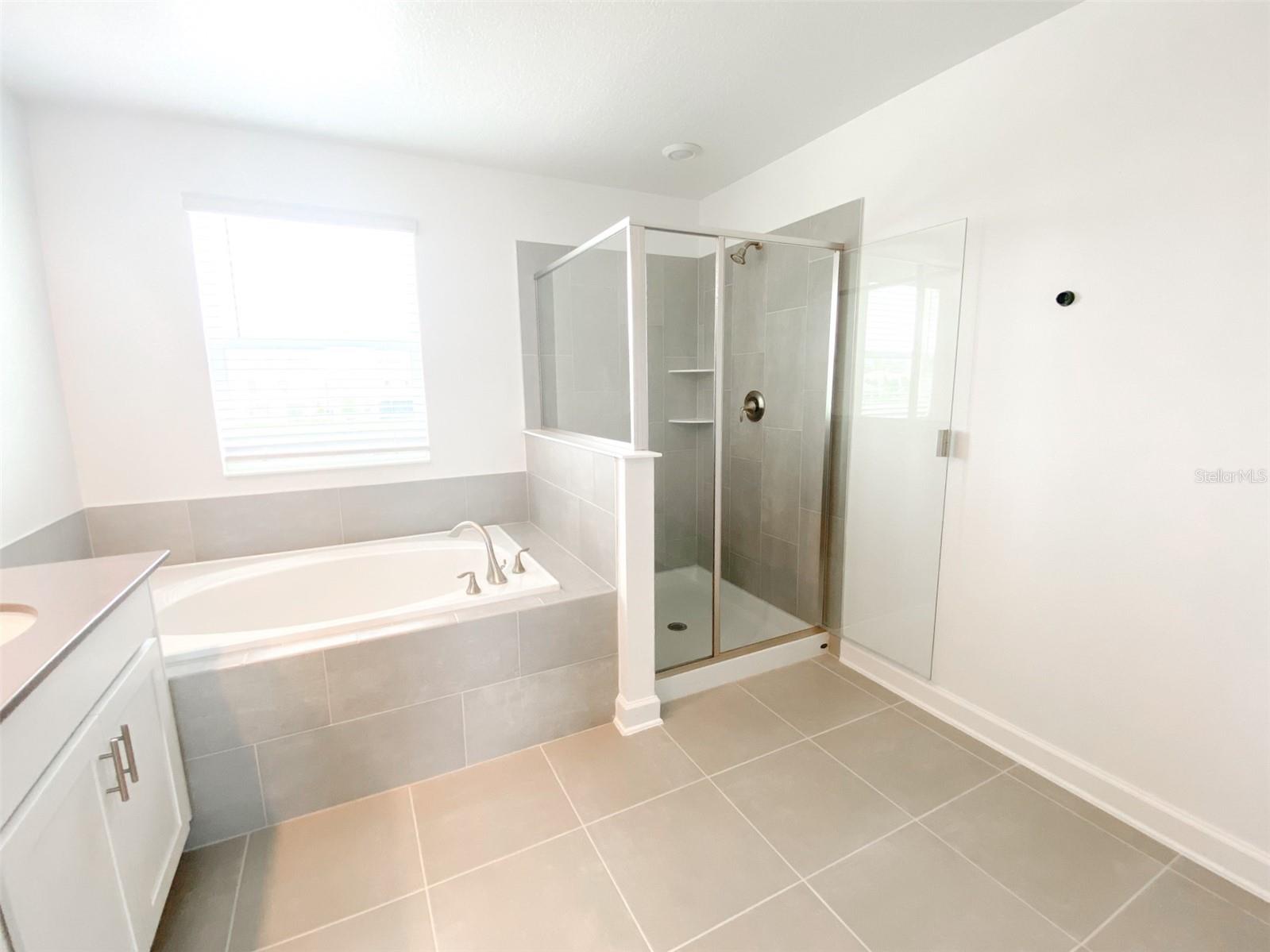 Image 19 of 39 For 4939 Chase Court