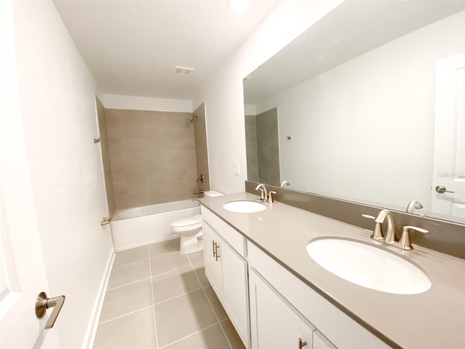 Image 32 of 39 For 4939 Chase Court