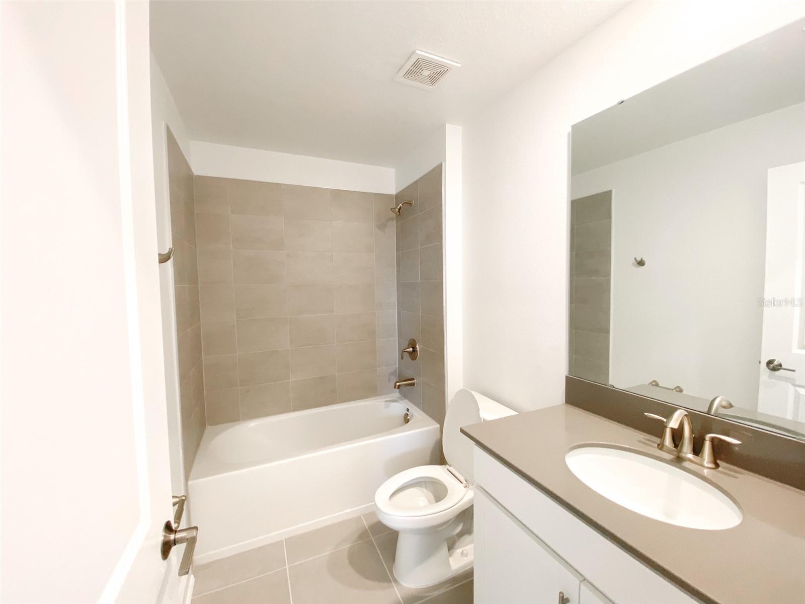 Image 33 of 39 For 4939 Chase Court