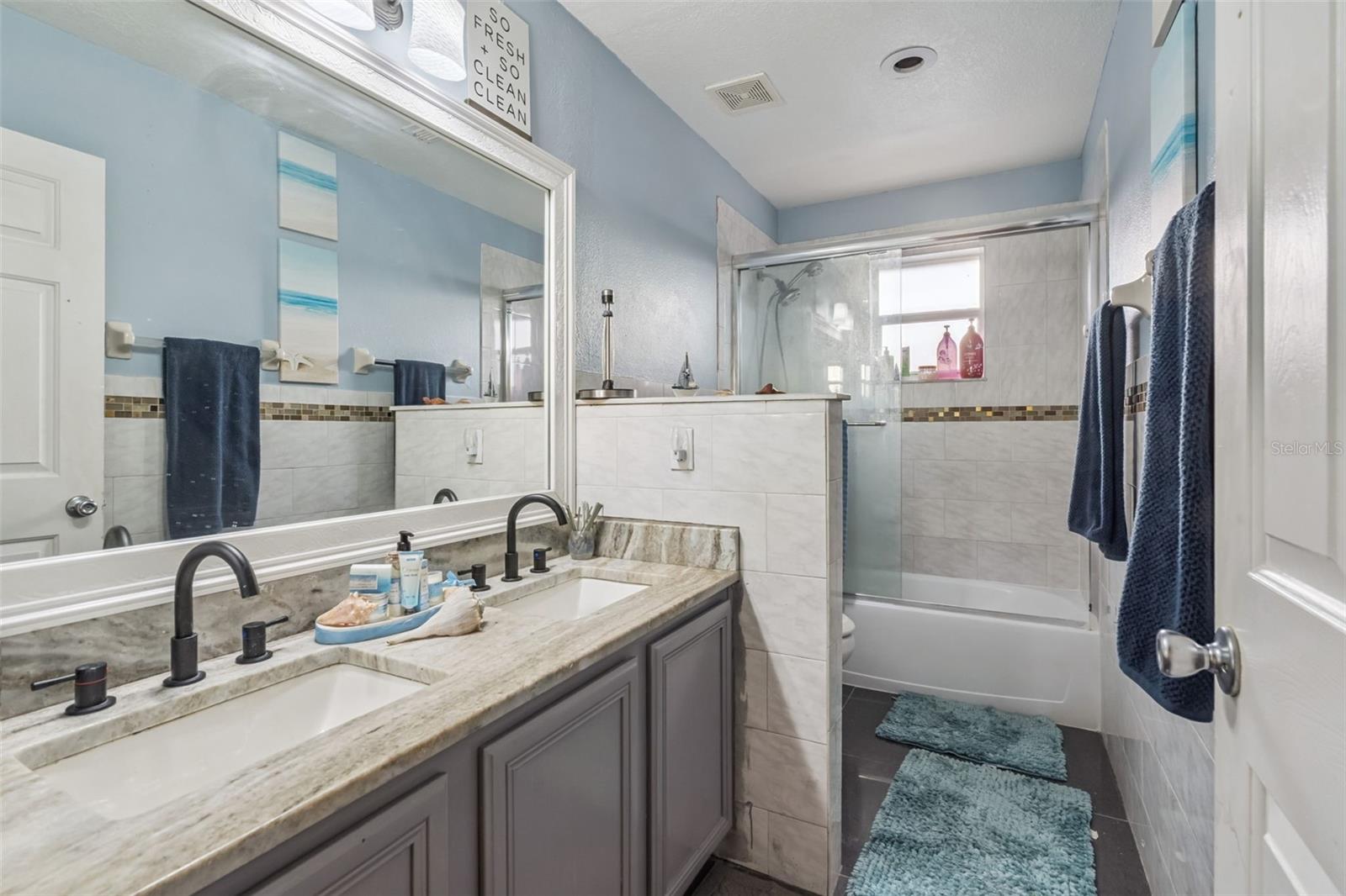 Image 46 of 51 For 4547 Ficus Tree Road