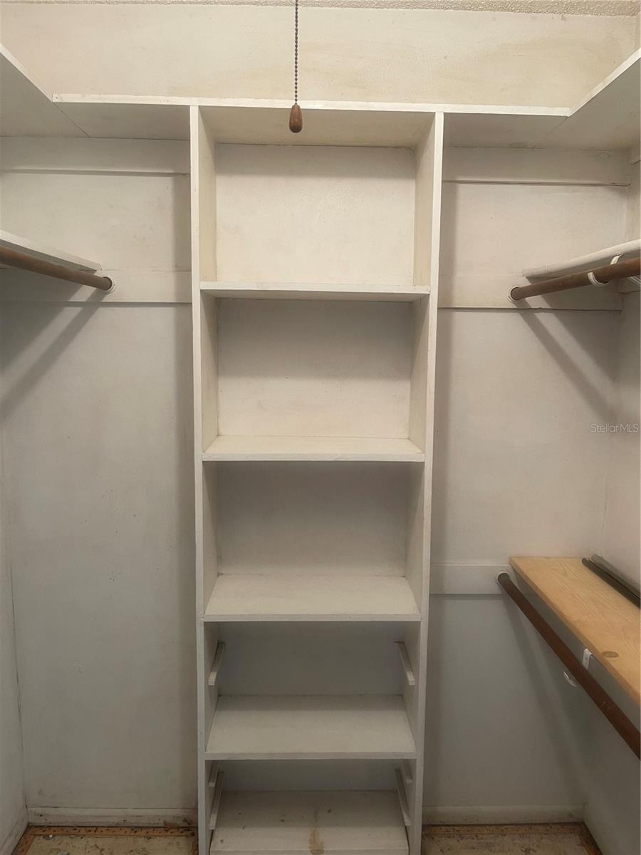 Image 11 of 16 For 3028 George Mason Avenue 7