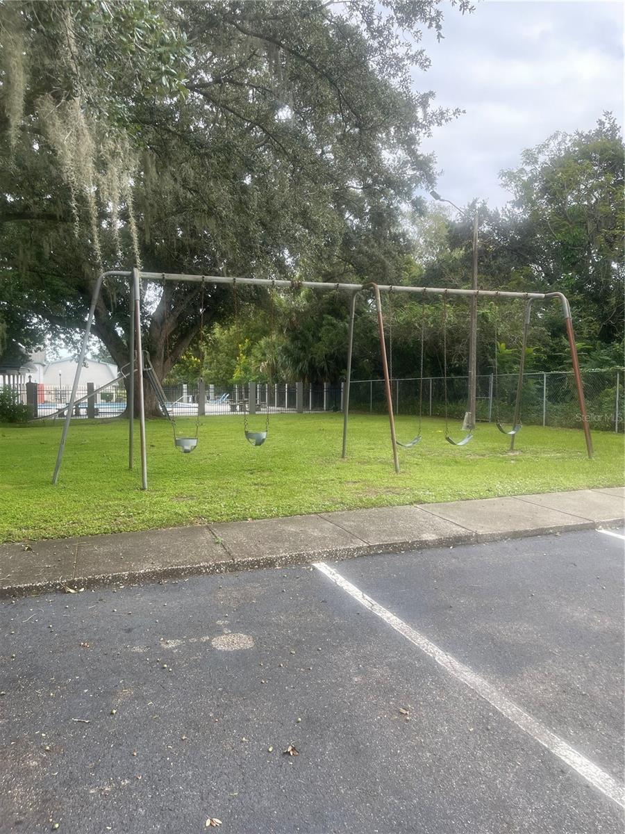 Image 12 of 16 For 3028 George Mason Avenue 7