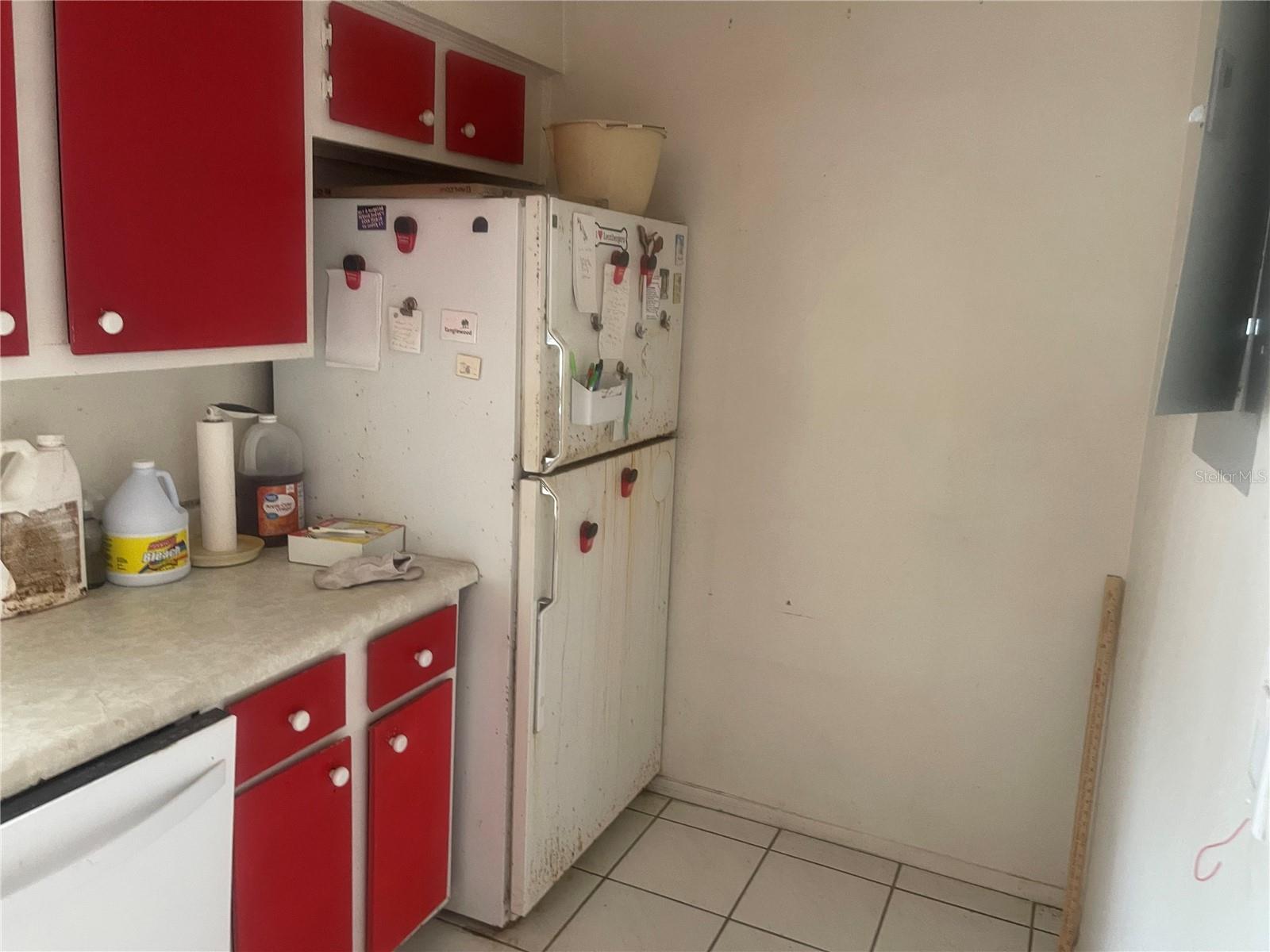 Image 5 of 16 For 3028 George Mason Avenue 7