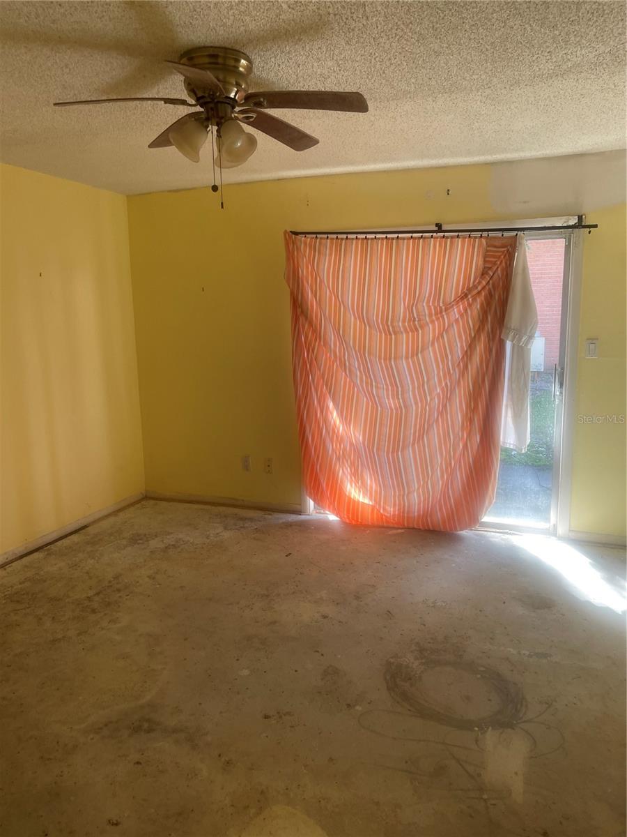 Image 6 of 16 For 3028 George Mason Avenue 7