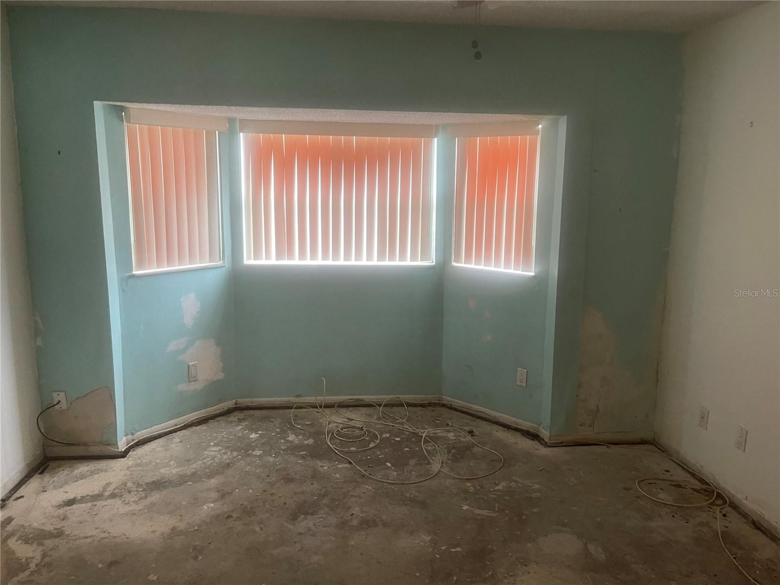 Image 9 of 16 For 3028 George Mason Avenue 7