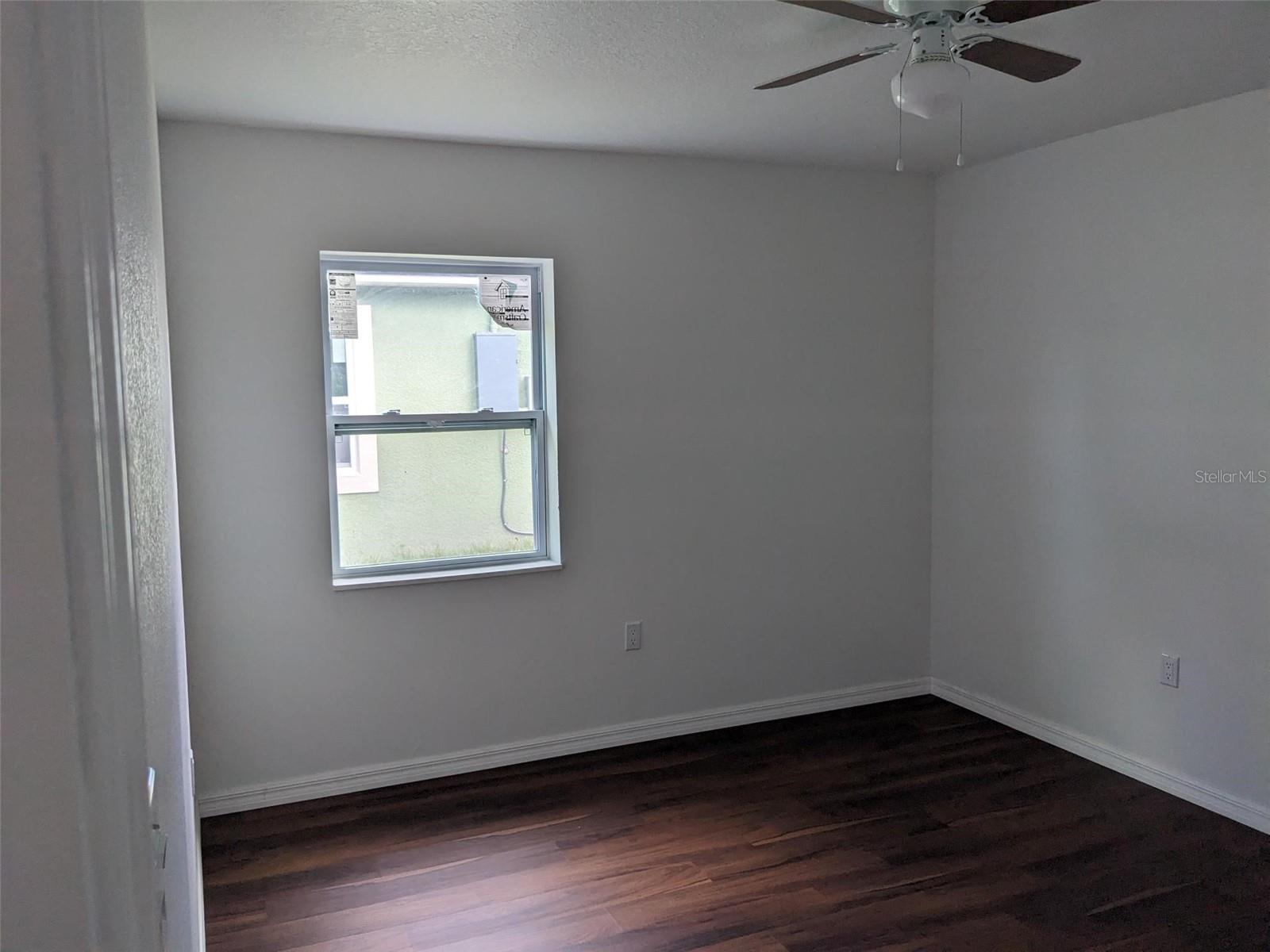 Image 6 of 13 For 772 Broadway Street