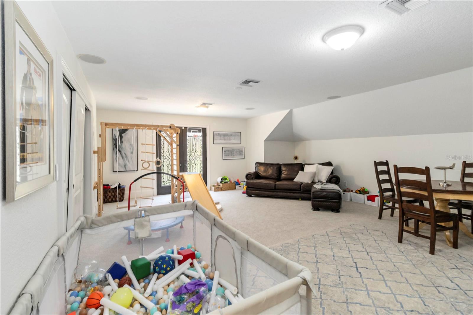 Image 32 of 50 For 1734 Majestic Oak Drive