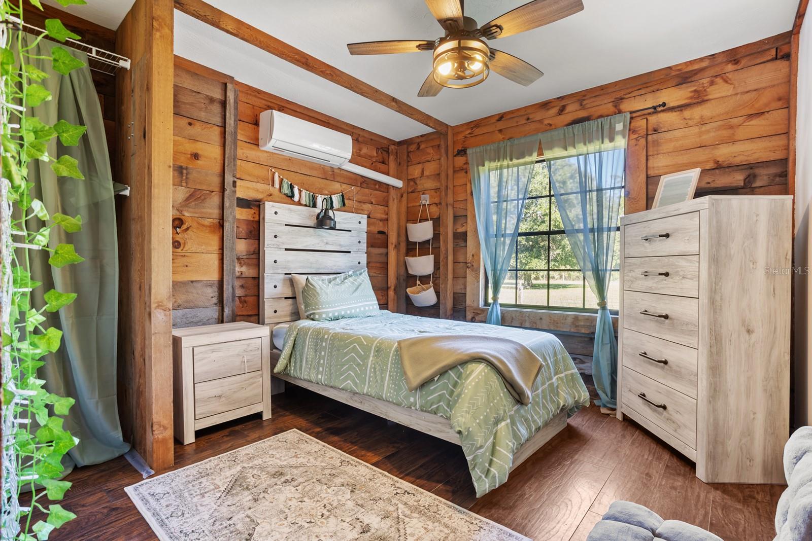 Image 37 of 56 For 2346 Meadow Lane