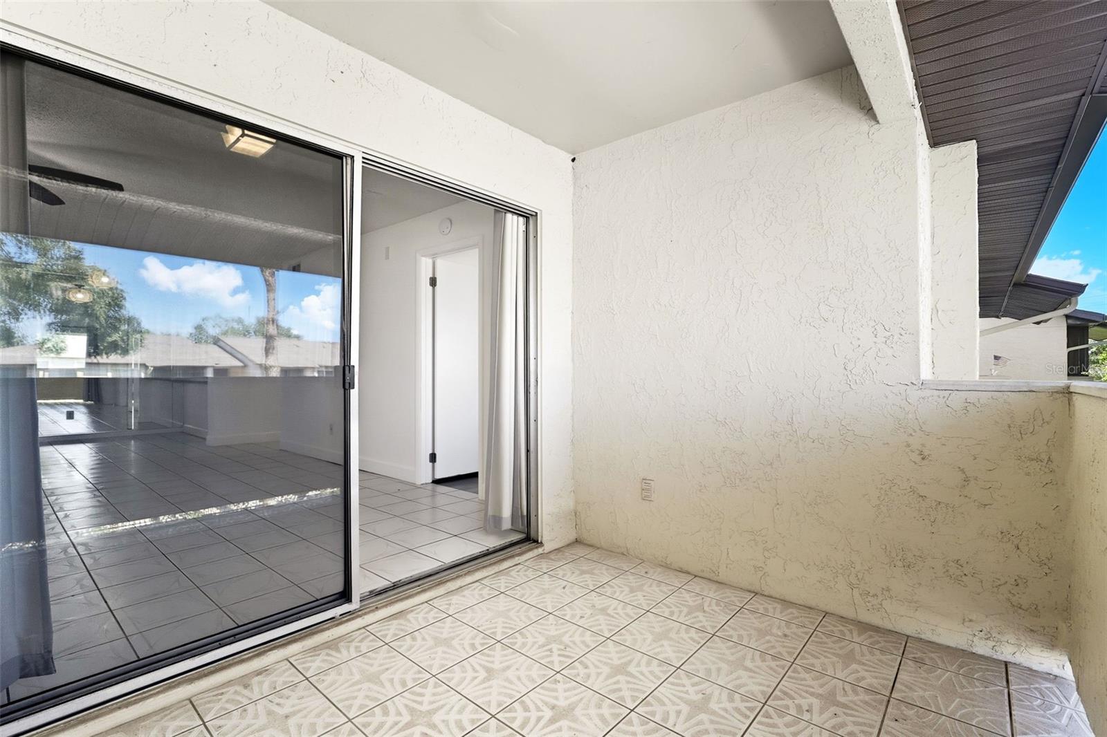 Image 20 of 23 For 6118 Curry Ford Road 226