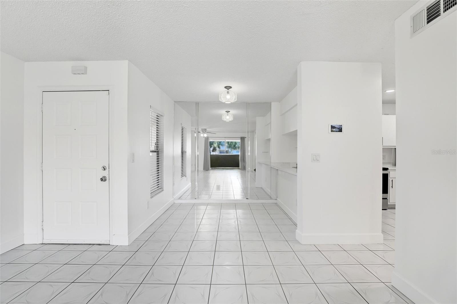 Image 7 of 23 For 6118 Curry Ford Road 226