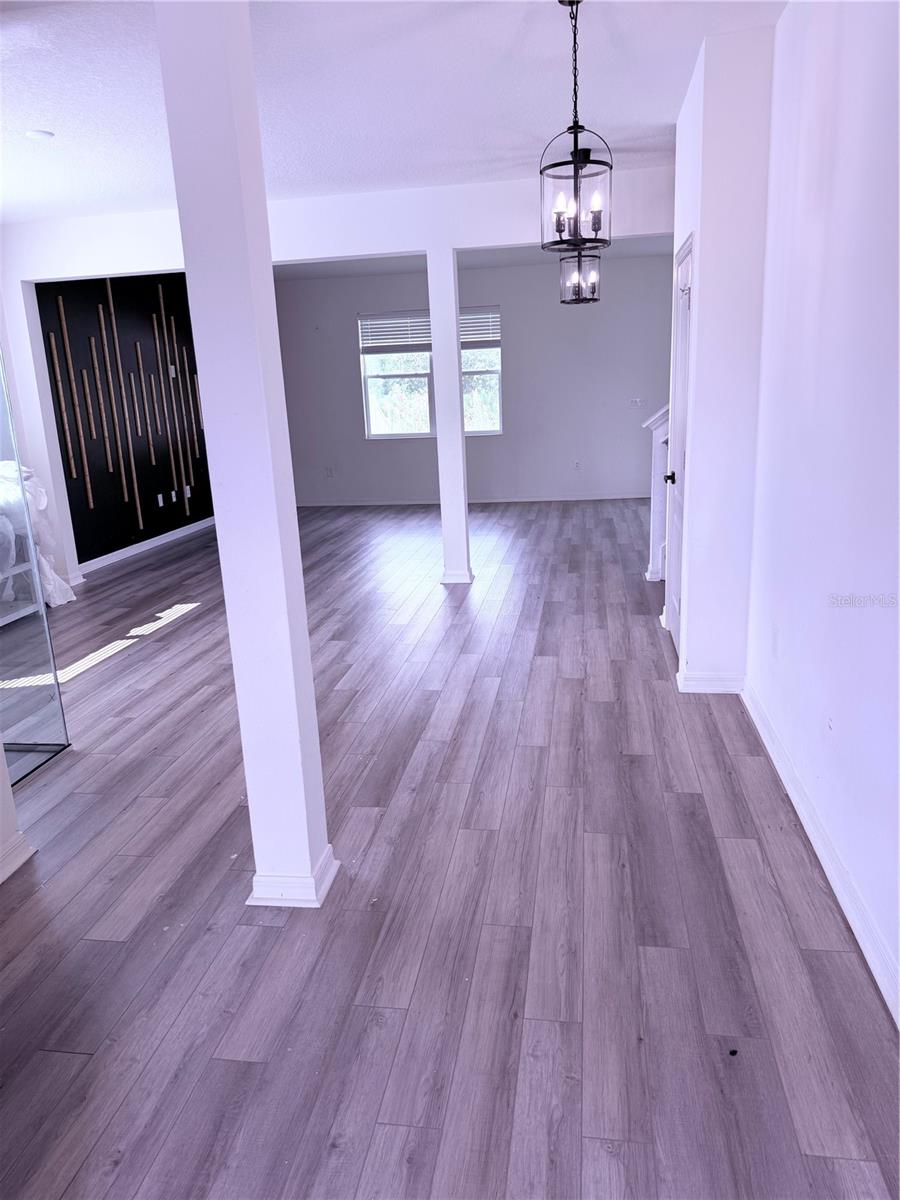 Image 4 of 65 For 1620 Pontiff Place