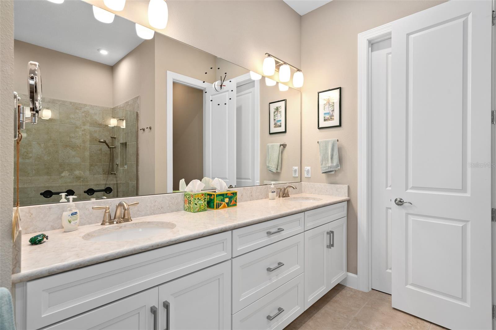 Image 17 of 70 For 1343 Zeek Ridge Street