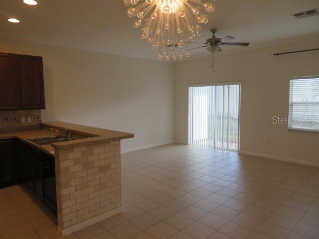 Image 4 of 55 For 1309 Heritage Commons Drive