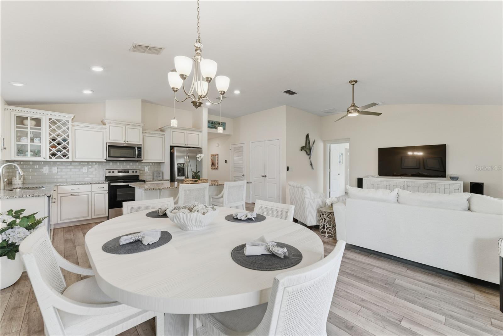 Image 17 of 36 For 1306 Potenza Drive