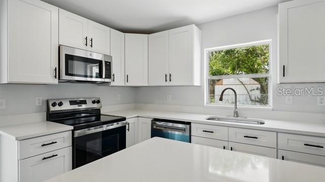 Image 6 of 25 For 4415 Shaw Avenue