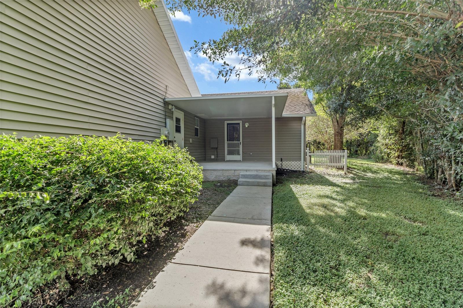 Image 21 of 33 For 1842 Virginia Drive