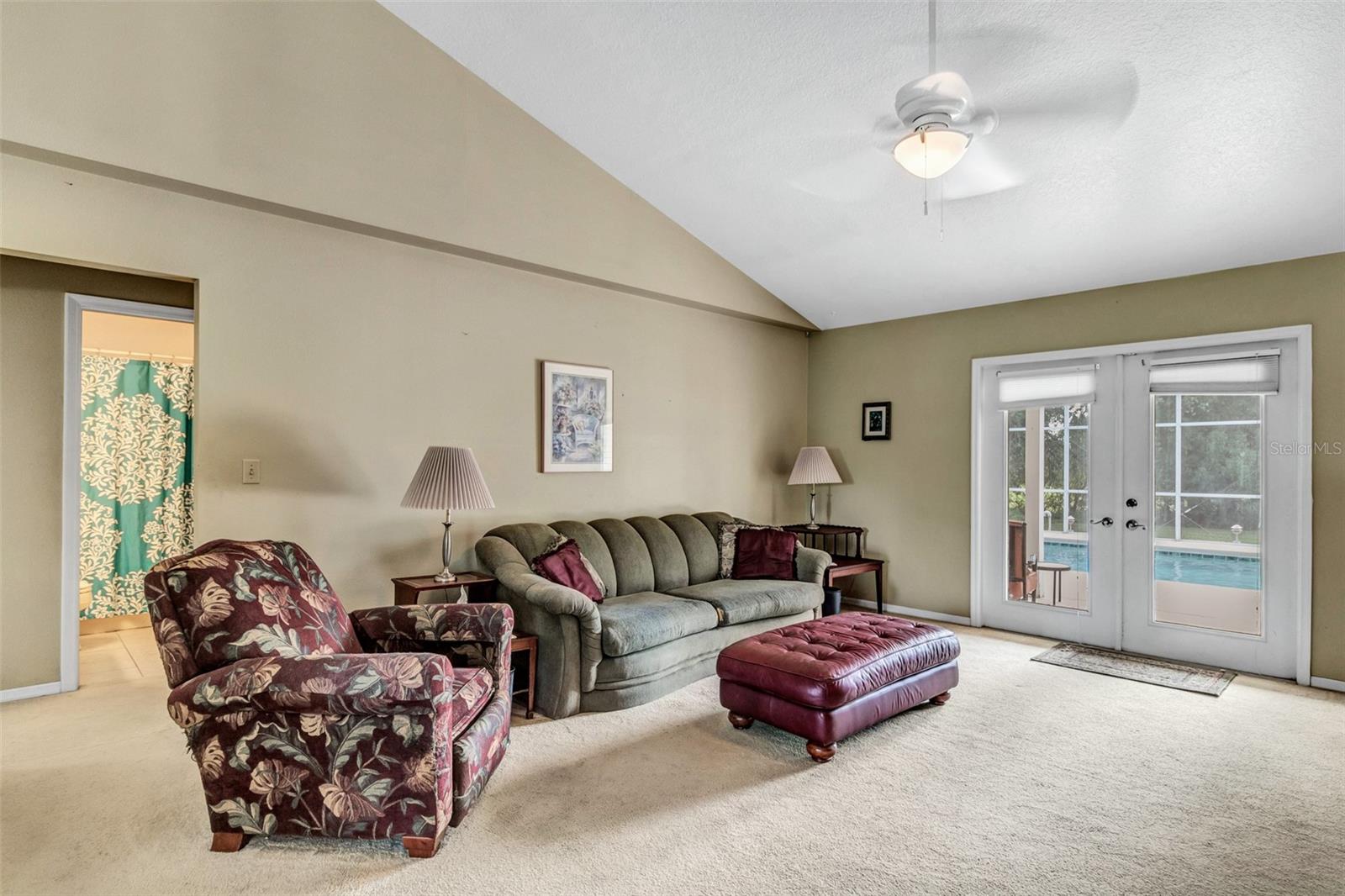Image 6 of 33 For 1842 Virginia Drive