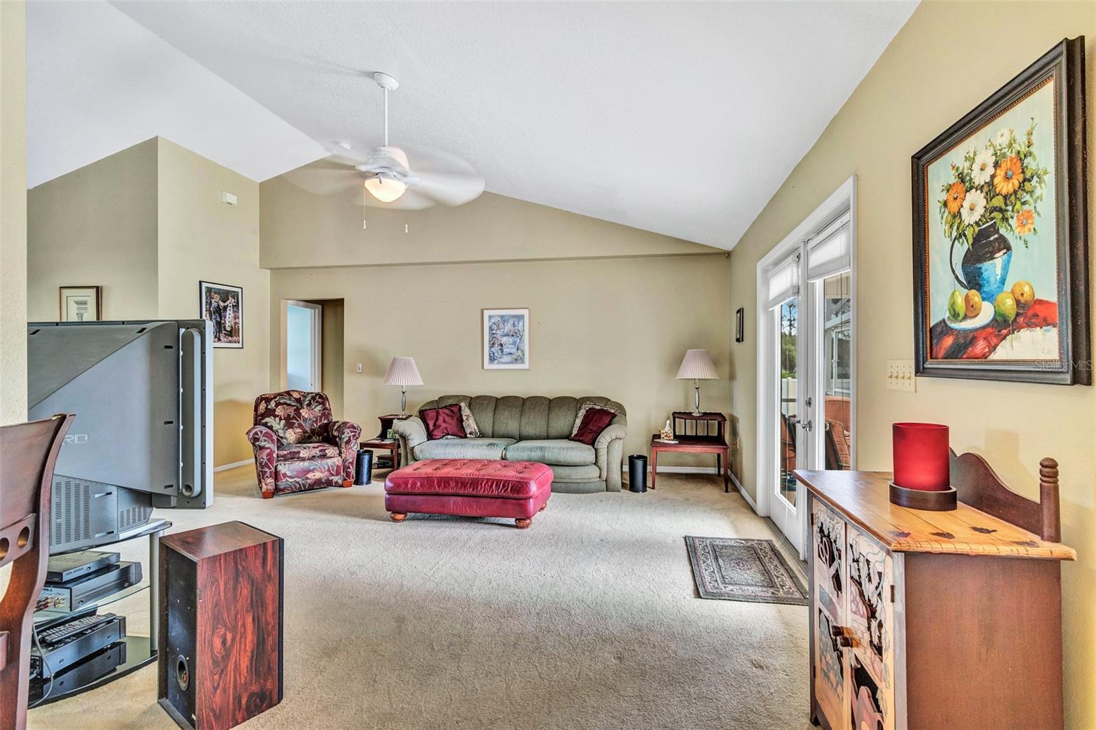 Image 7 of 33 For 1842 Virginia Drive