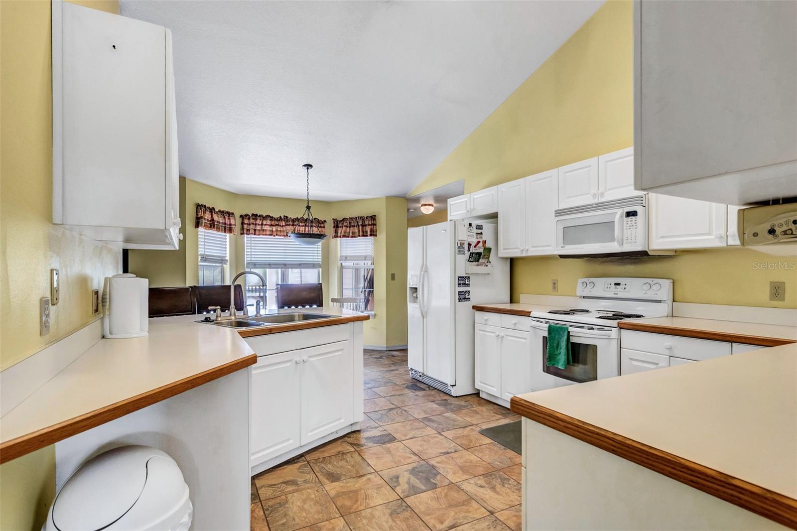 Image 8 of 33 For 1842 Virginia Drive