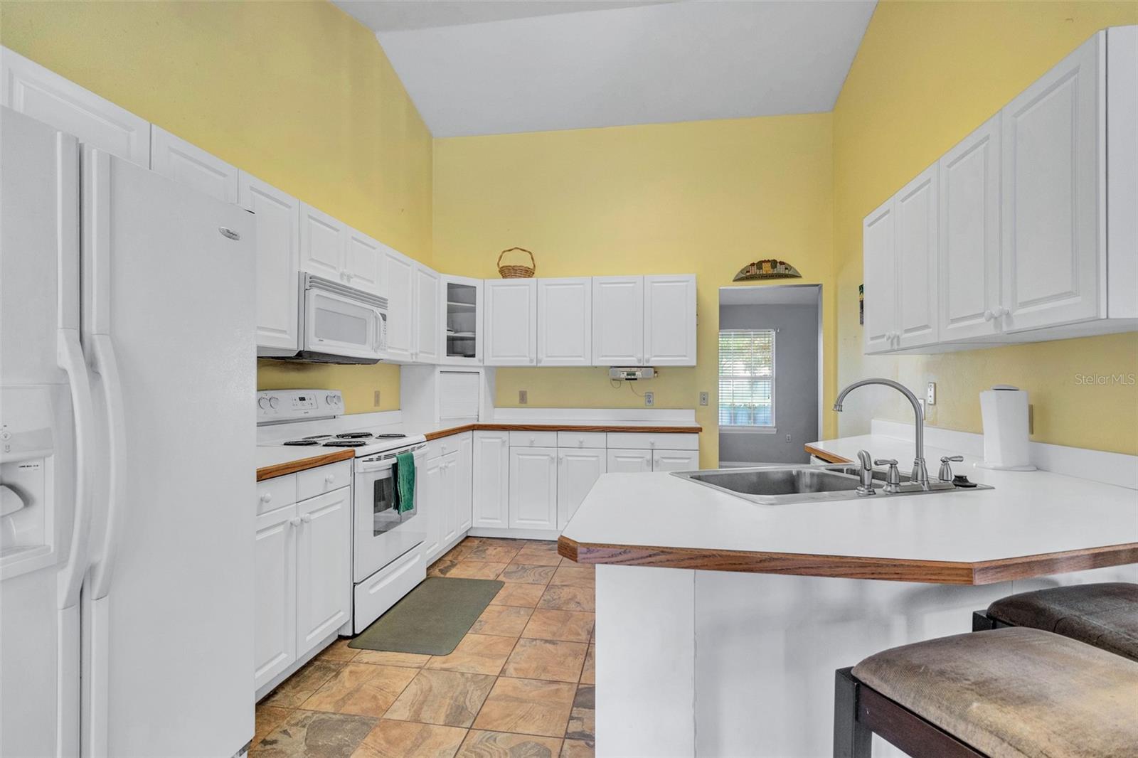 Image 9 of 33 For 1842 Virginia Drive