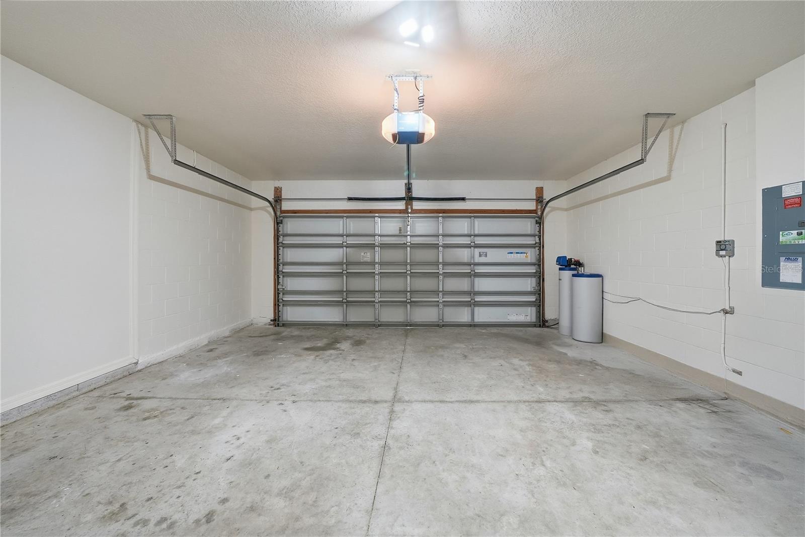 Image 20 of 23 For 547 Hartford Heights Street