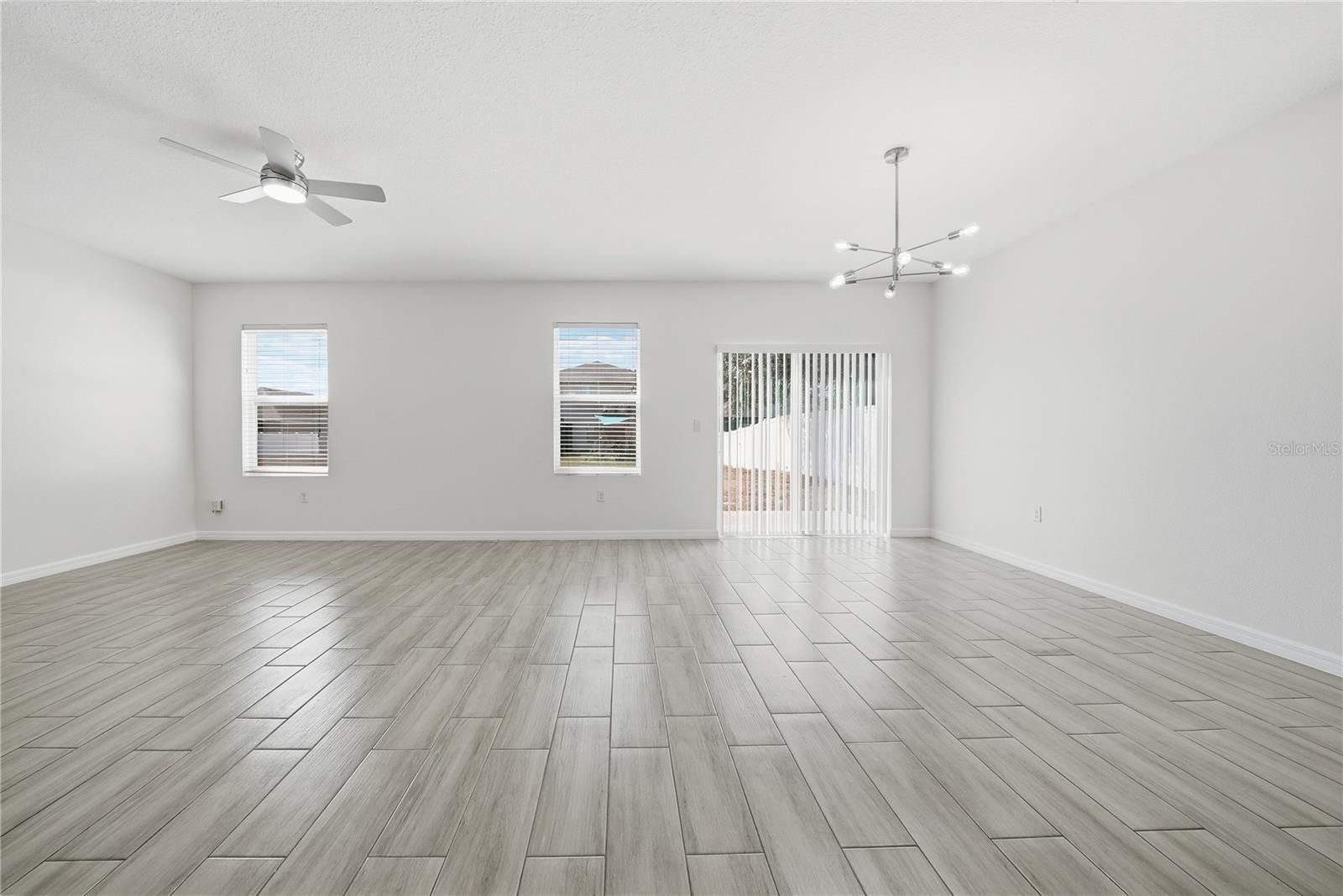 Image 8 of 23 For 547 Hartford Heights Street