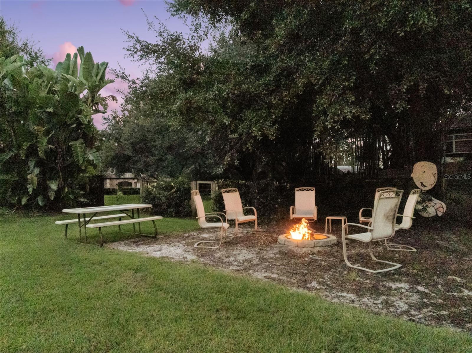 Image 86 of 93 For 1724 Windermeredown Place