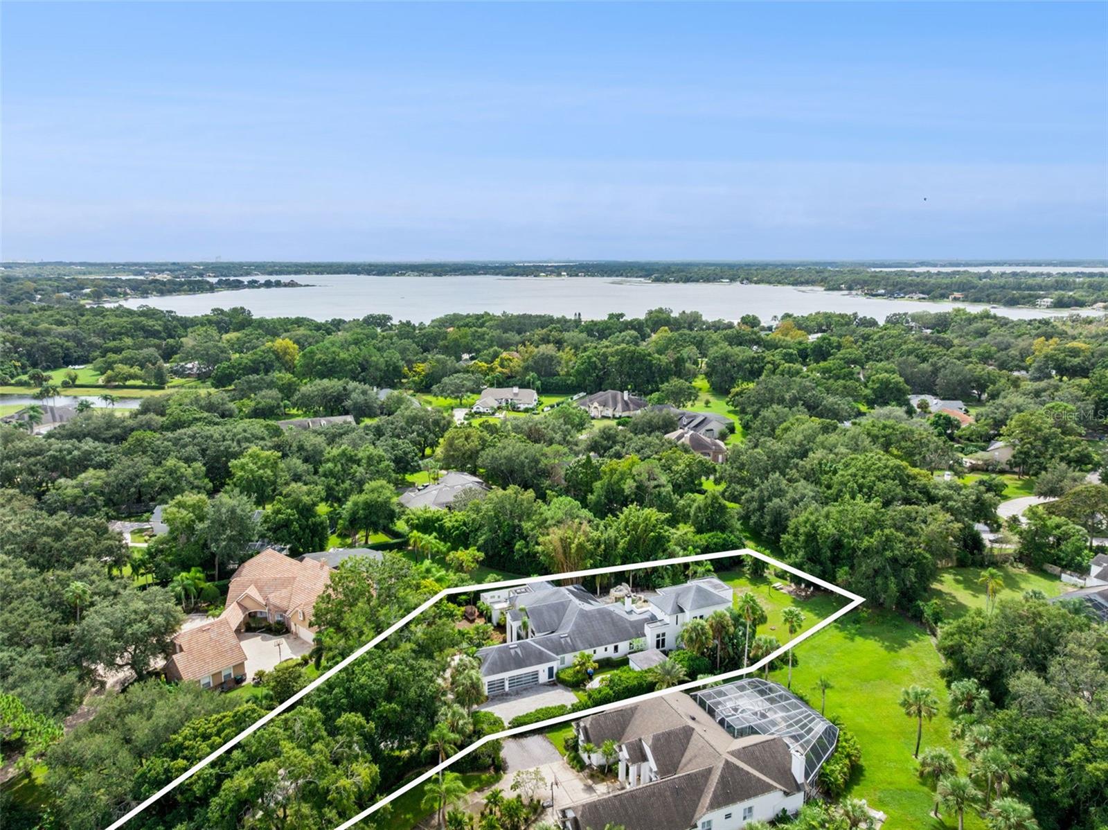 Image 87 of 93 For 1724 Windermeredown Place