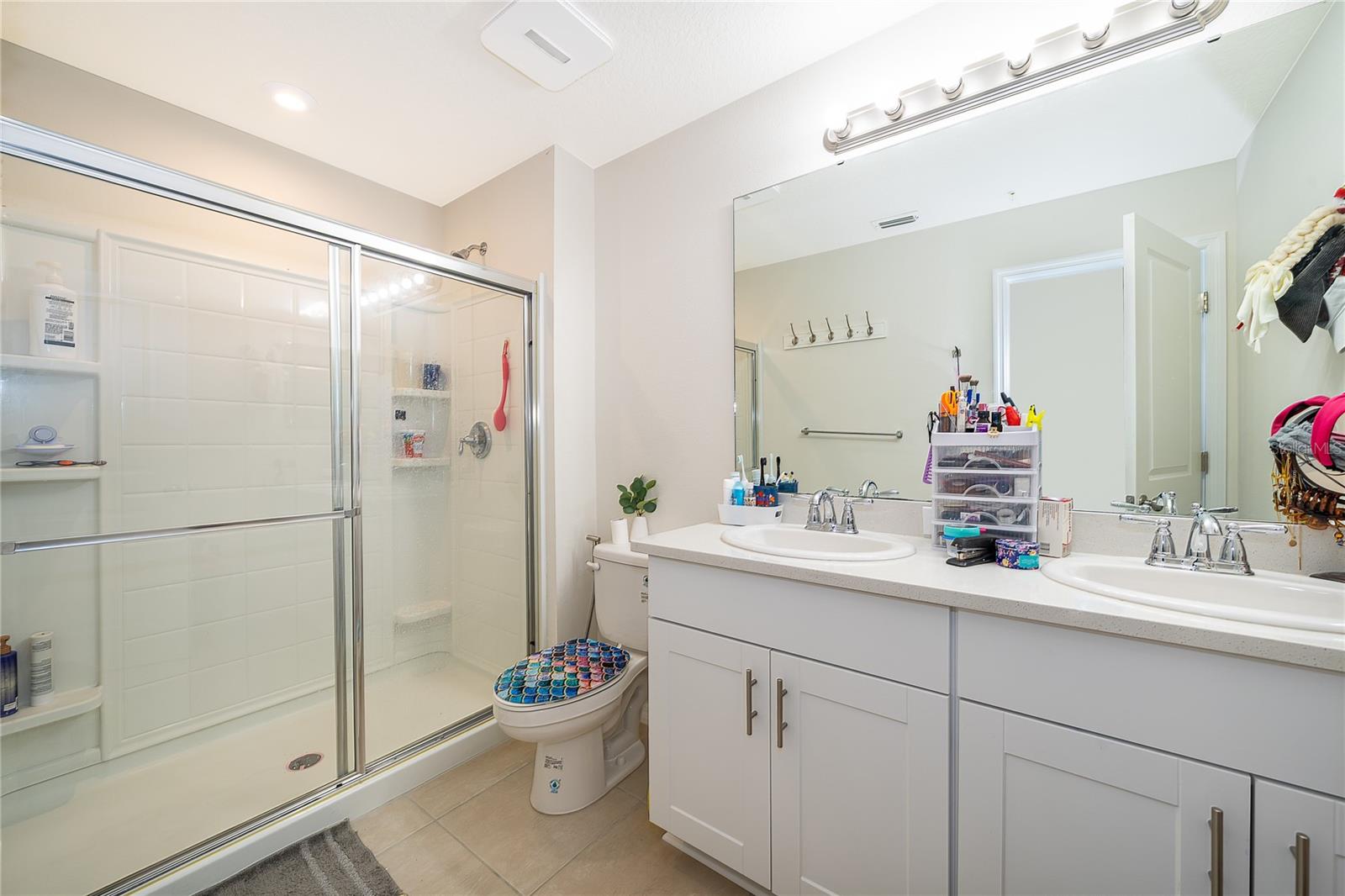 Image 17 of 23 For 2110 Crystal Bell Street