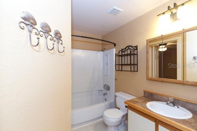 Image 10 of 13 For 621 Dory Lane 103