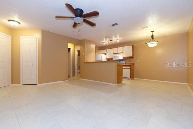Image 3 of 13 For 621 Dory Lane 103