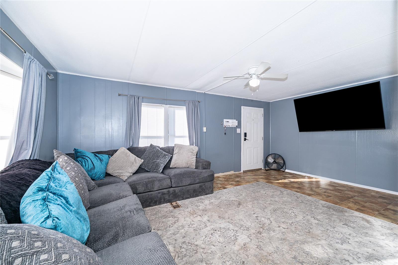 Image 10 of 28 For 25211 Antler Street