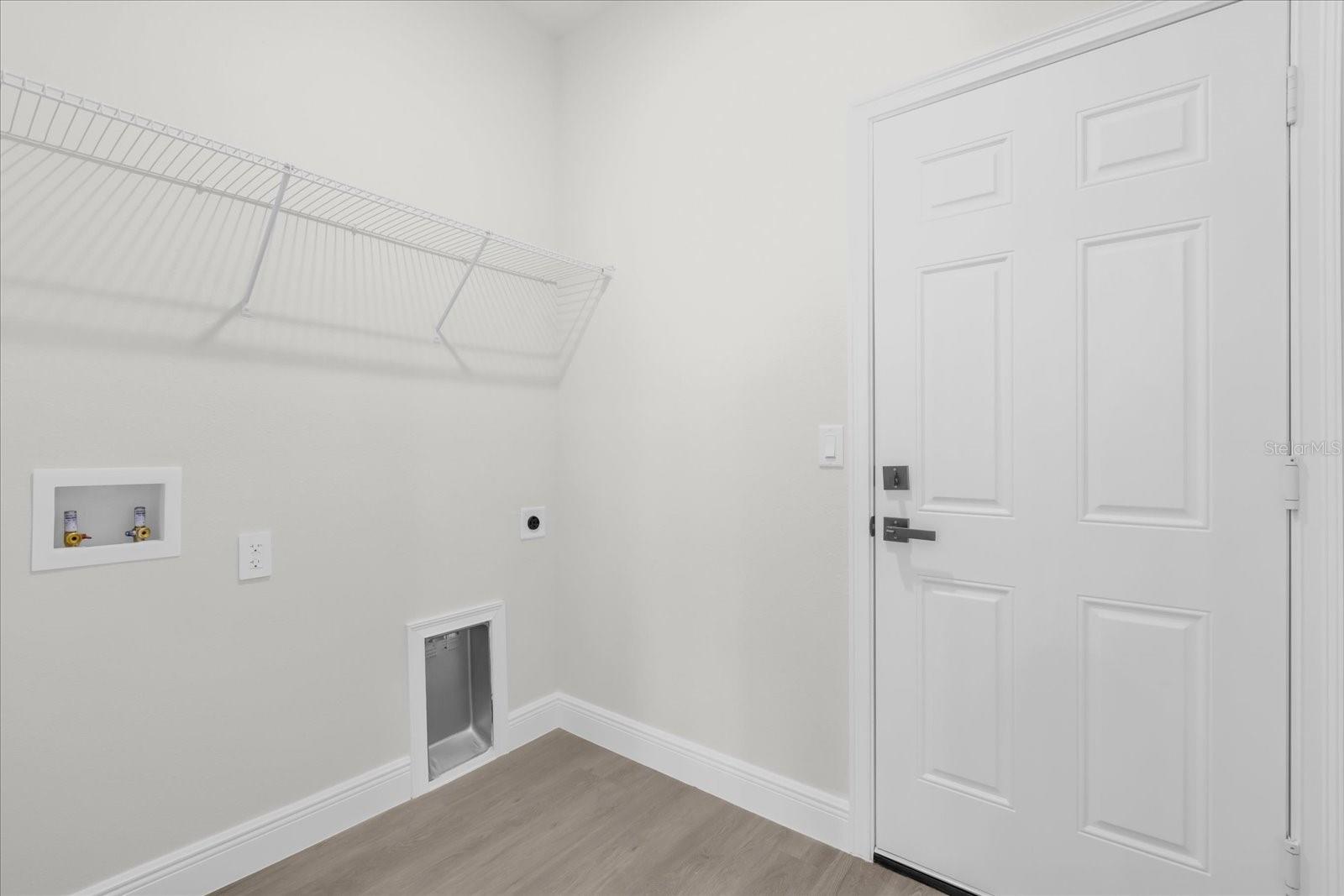 Image 12 of 33 For 16760 50th Circle