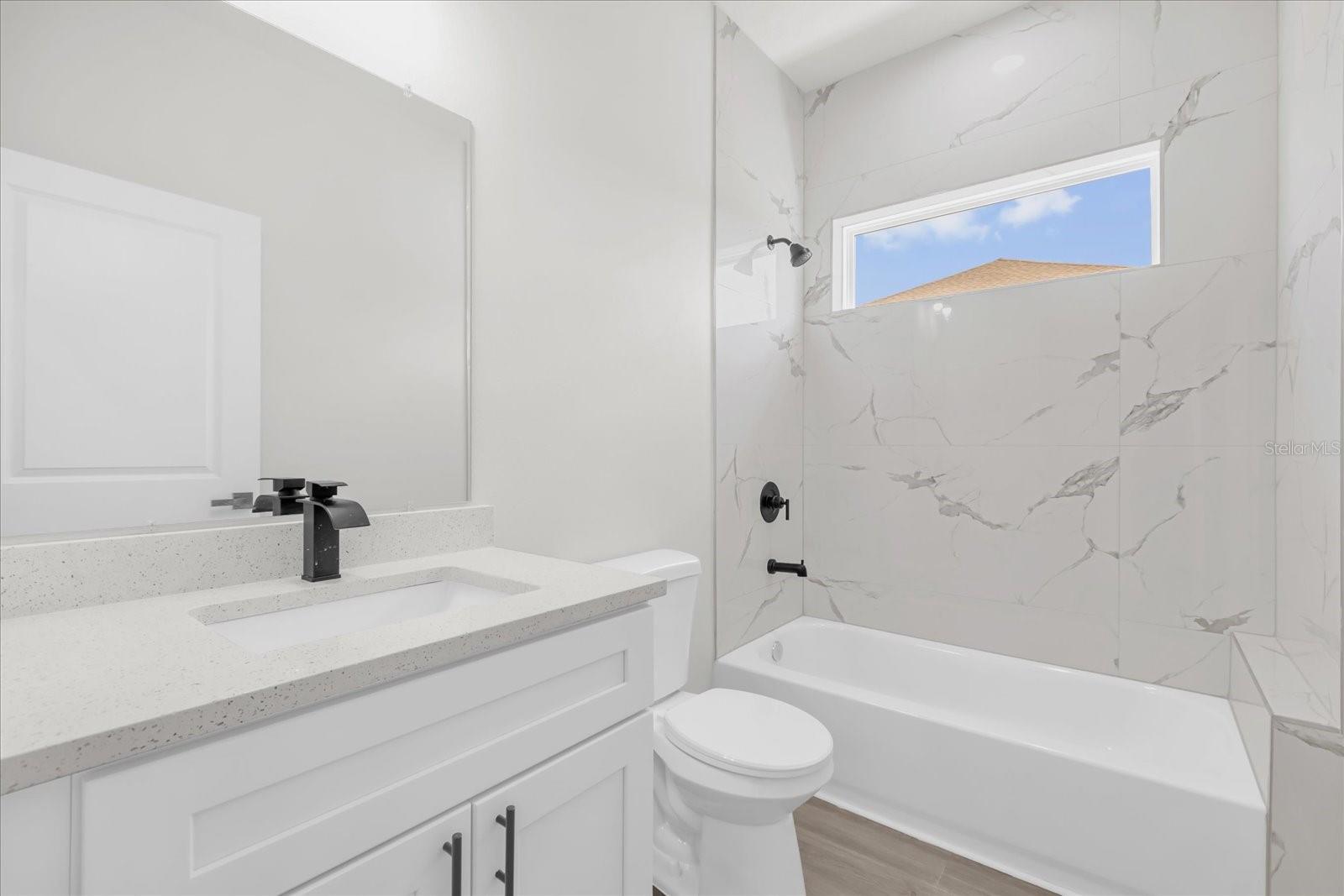 Image 19 of 33 For 16760 50th Circle