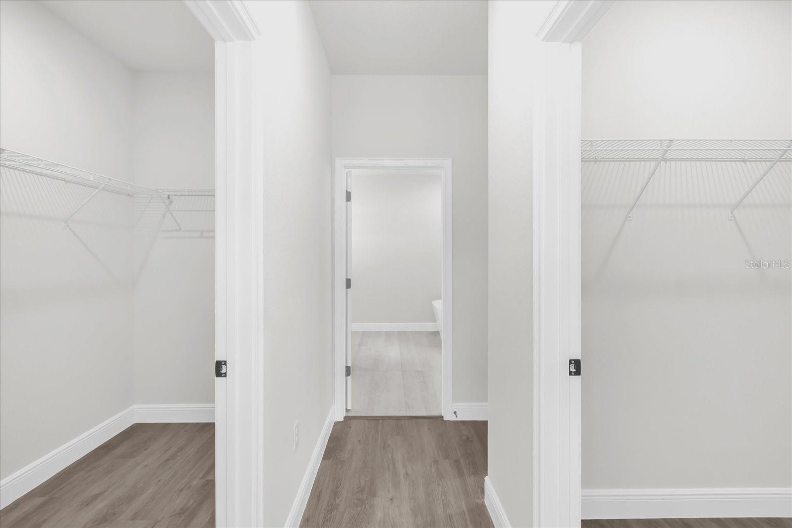 Image 24 of 33 For 16760 50th Circle