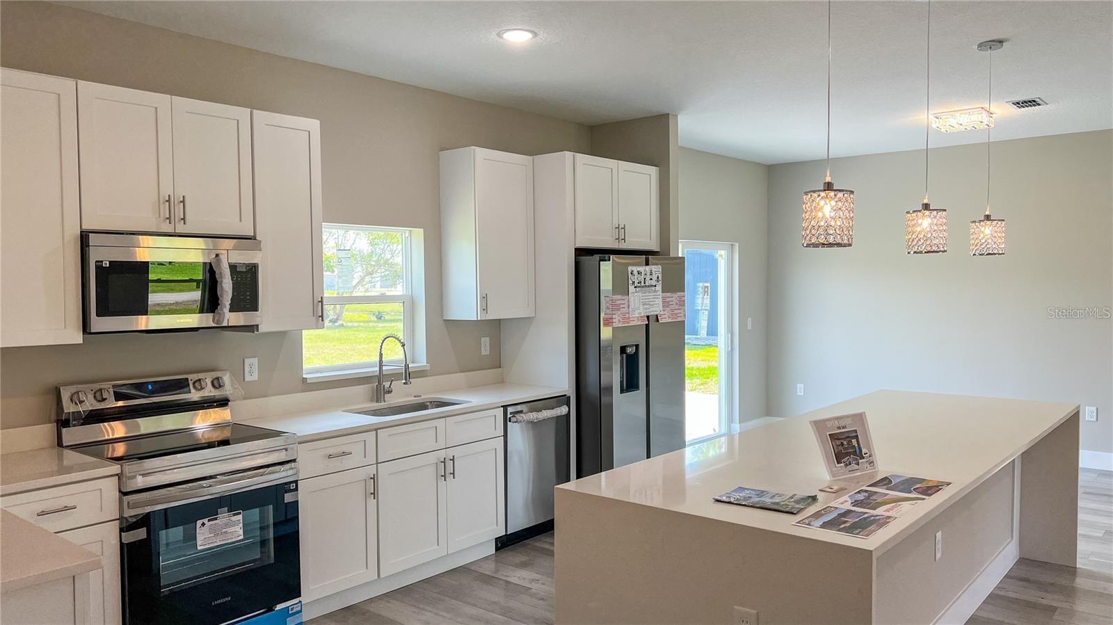 Image 7 of 35 For 8600 Castile Road