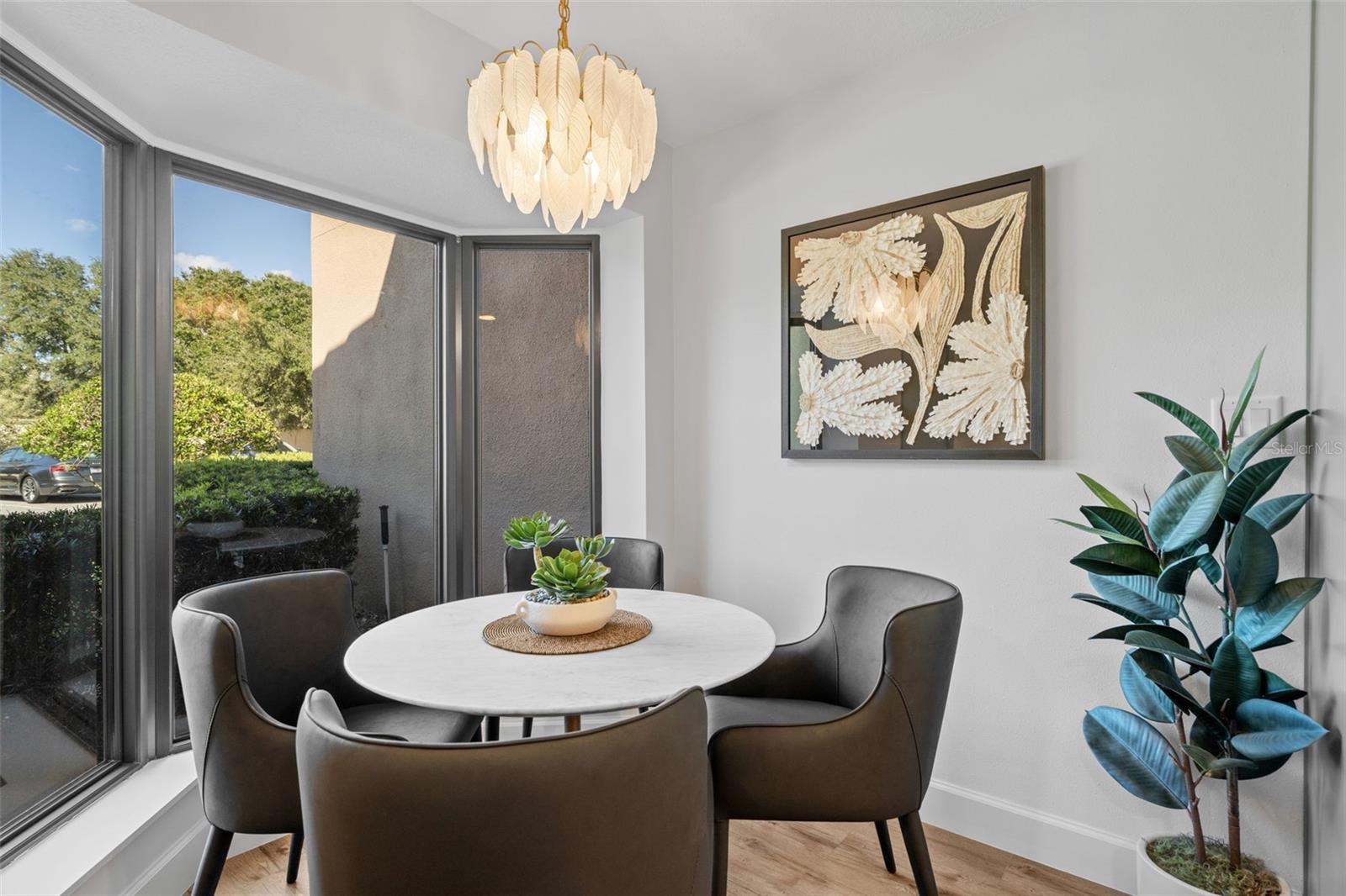 Image 11 of 36 For 219 Quayside Circle B9