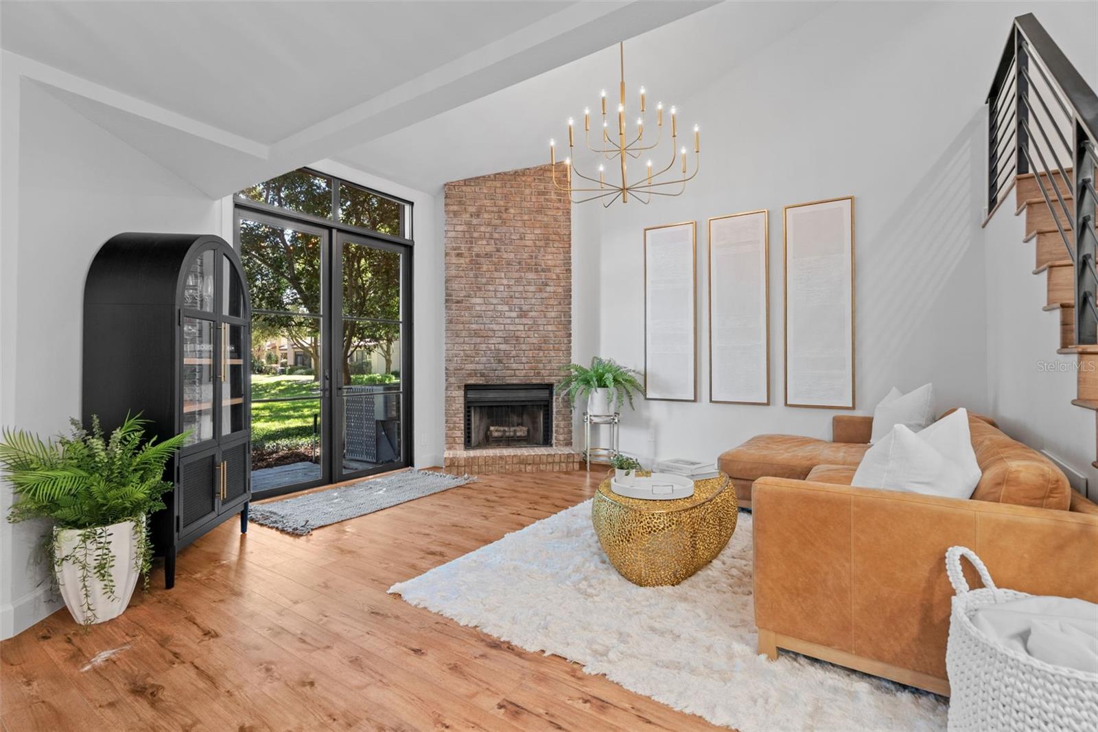 Image 13 of 36 For 219 Quayside Circle B9